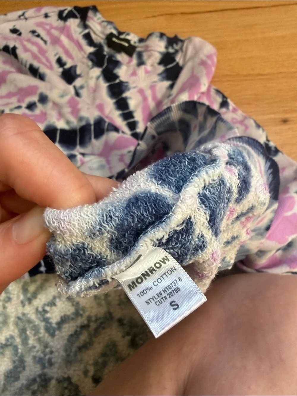 Monrow Womens  Bamboo Burst Tie-Dye Sweatshirt, Pink